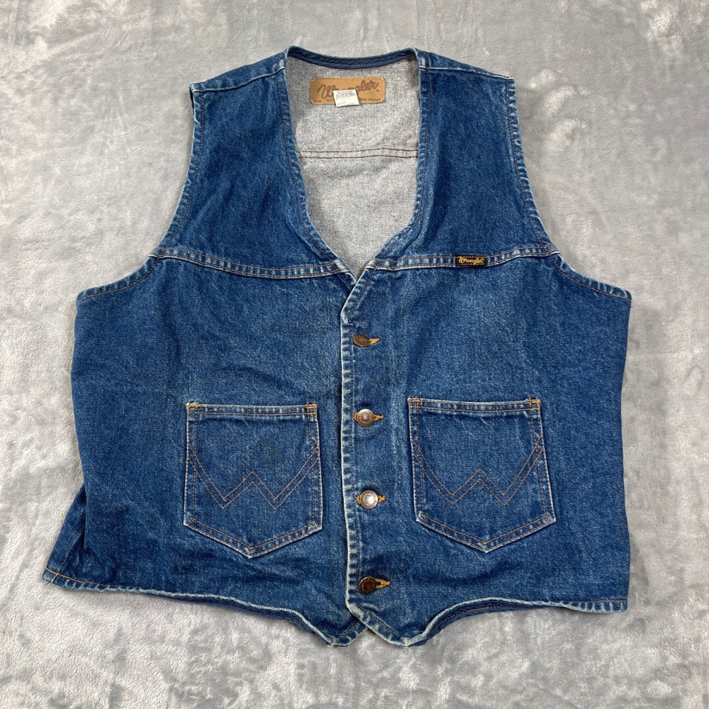 Vintage Wrangler Mens Blue Denim Western Vest Made in USA Size L 7W175PW